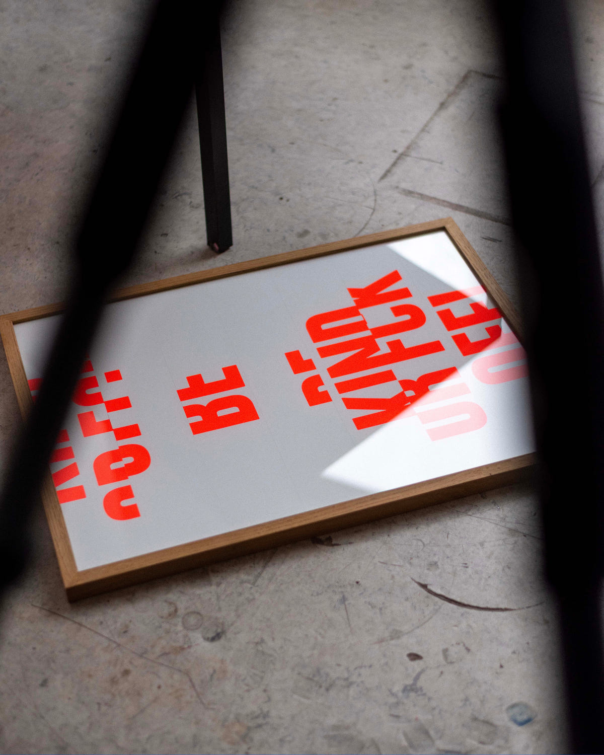 Be kind! (Neon) — Cuts