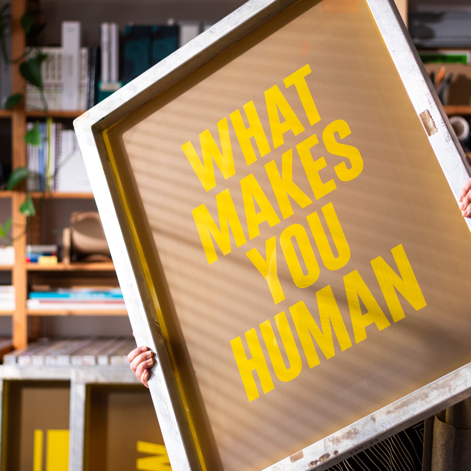 What makes you human (Neon)